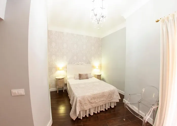 La Pajarona Country house *